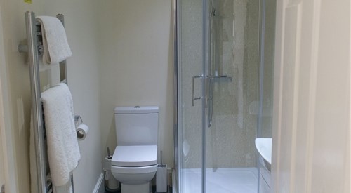 The Lawns Guest House, Retford 4