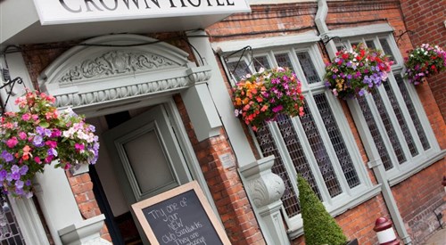 The Crown, Chertsey 3