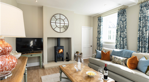 Riverside Cottages, Bakewell 4
