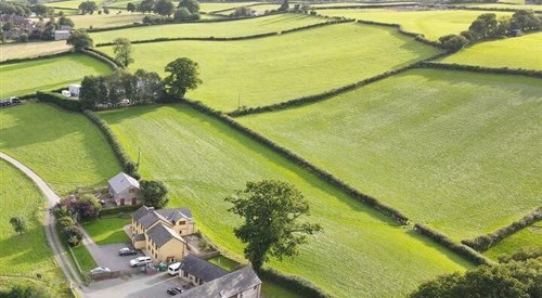 Pwllgwilym Holiday Cottages and B&B, Builth Wells