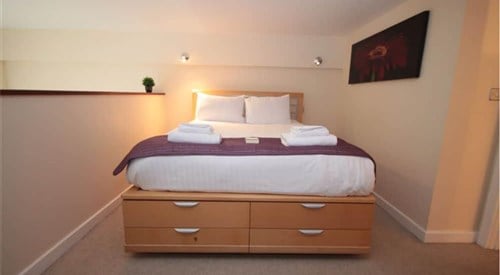 Centralofts, Week2Week Serviced Apartments, Newcastle 4