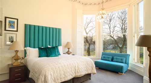 Black Ivy, Edinburgh 1