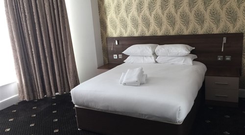 Marlborough Hotel, Aintree