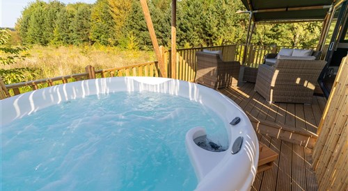 Birdholme Glamping Lodges, Stanton-on-the-Wolds 3