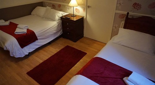 Boundary Hotel, Headingley, Near Leeds 2