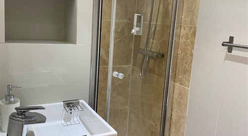 Astral Lodge, Hastings 4