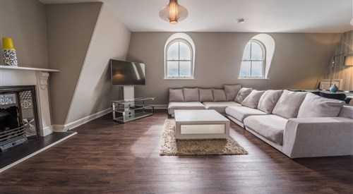 Captain Scott Penthouse (7) 1 Elliot Terrace, Plymouth 4