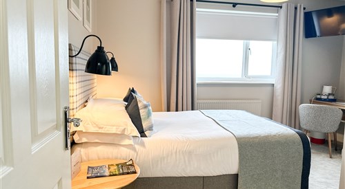 Beach House Hotel 2