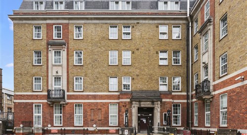 Langton Close, Bloomsbury, London