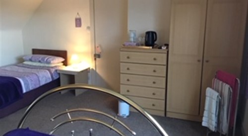 Dykefield Farm B&B, Galston 3