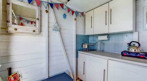 Full Steamer Hut, No. 138 Friars Cliff, Friar's Cliff Beach, Christchurch 4