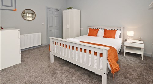 Townhouse PLUS @ 301 West Street Crewe, Crewe 3