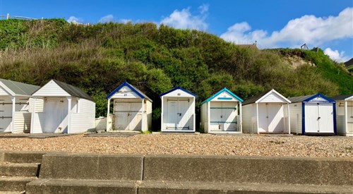 28 Pages Avenue, Cooden, Bexhill-on-Sea, Cooden Beach 3