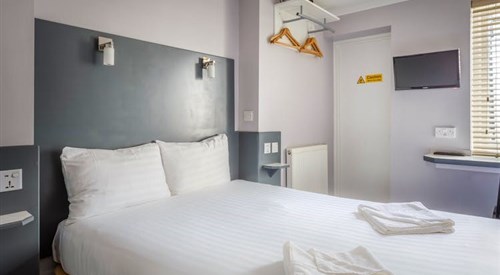 Princess Hotel, London 3