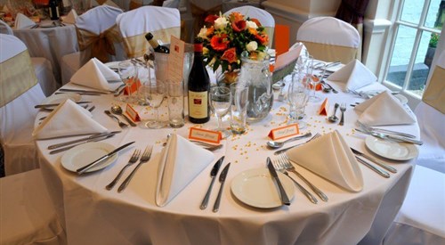 Royal Adelaide Hotel, Windsor 1