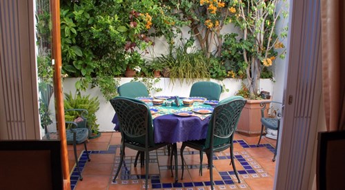 Jambo Guest House, Cape Town 2