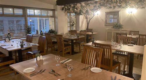 Courtyard Restaurant, Scarborough 2