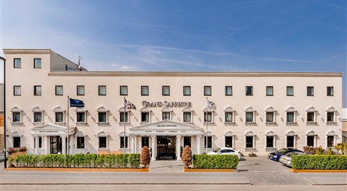 Grand Sapphire Hotel & Banqueting, Beddington