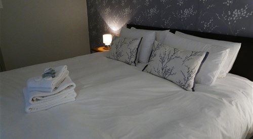 The Victoria, Bell Busk 2