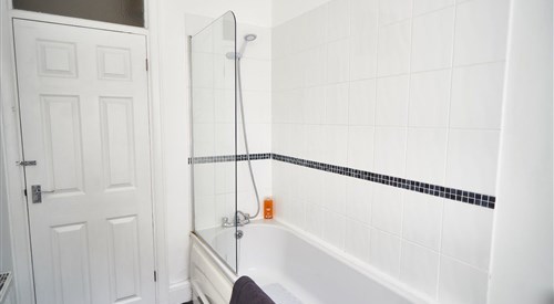 No4 Apartment, Chester 4