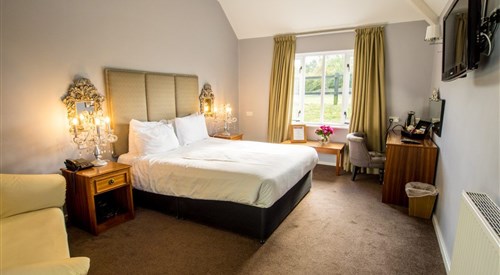 The Old Red Lion Inn, Horseheath 4