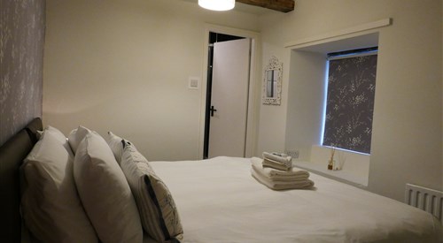 The Victoria, Bell Busk 4