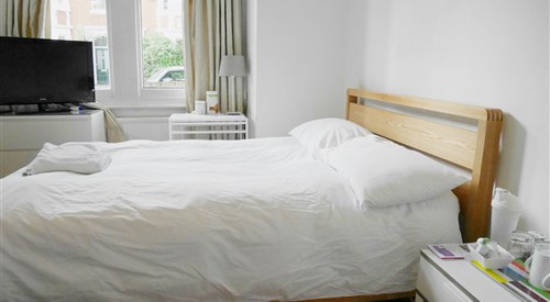 Kew Studios and Rooms, Kew 2