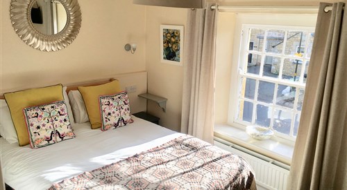 The Mousetrap Inn, Bourton on the Water 3