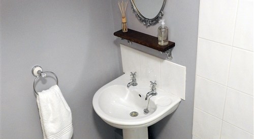 Heatopia Apartment, Gateshead 4