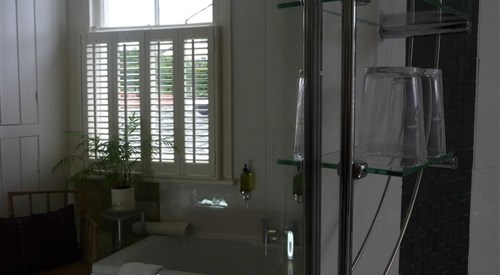 LAKE VIEW, Keswick 4