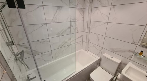 Serviced Apartment - Quality Lets, Didsbury Village, Manchester 2