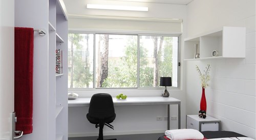 Griffith University Village, Southport, Gold Coast 1