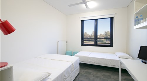 Sancta Sophia College, Camperdown, Sydney (Off-Peak) 2