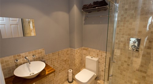 Birch at Brighton Marina Apartment, Brighton 4