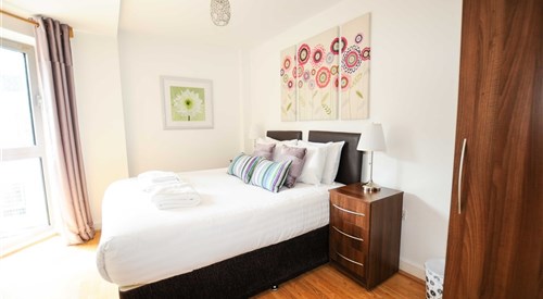 Hamilton Court Apartments, Bristol 1