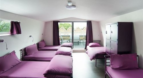 Safestay Holland Park, London 1