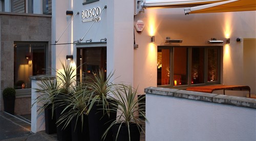 Hotel Bosco, Kingston