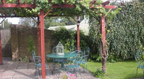 Manor Farm Oast B&B, Nr Rye 4