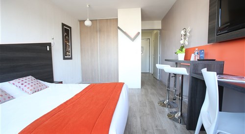 Adonis Paris Sud, Chevilly-Larue, Paris 2