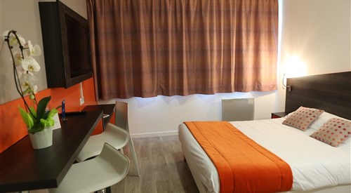 Adonis Paris Sud, Chevilly-Larue, Paris 1