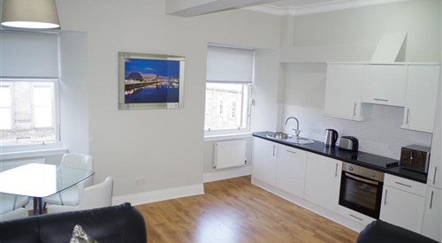 Dreamhouse St Vincent Street Apartments, Glasgow 2