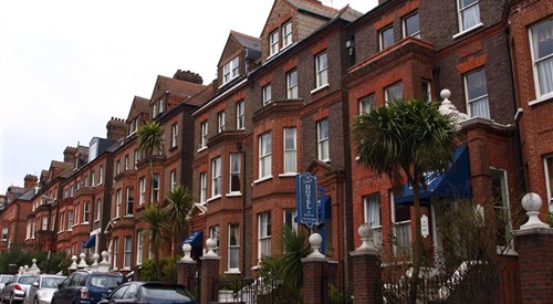 Langorf Hotel, London 3