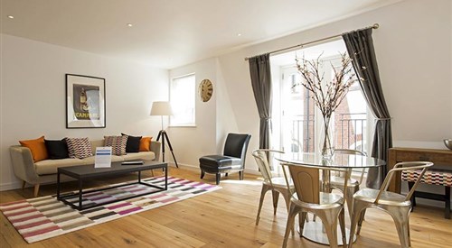 Lovat Lane Apartments, London 2