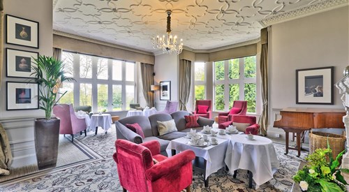 Hartsfield Manor, Betchworth