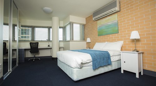 Mandelbaum House, Darlington, Sydney 1