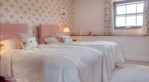 Bach y Graig Farmhouse B&B, Saint Asaph, North Wales 3