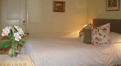 Bark House Hotel, Oakfordbridge 2