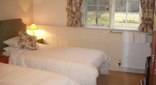 Bark House Hotel, Oakfordbridge 1