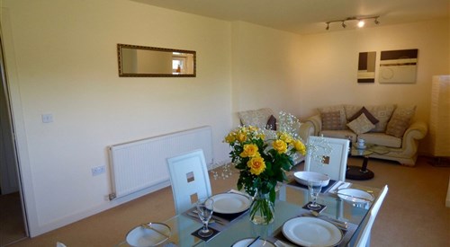 The Barony Suite Apartment, Cambuslang, Glasgow 2