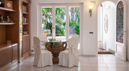 Villa Marinella B&B, Ischia 3